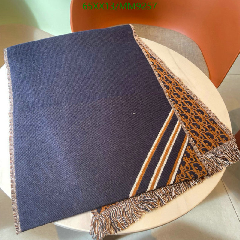 Dior-Scarf Code: MM9257 