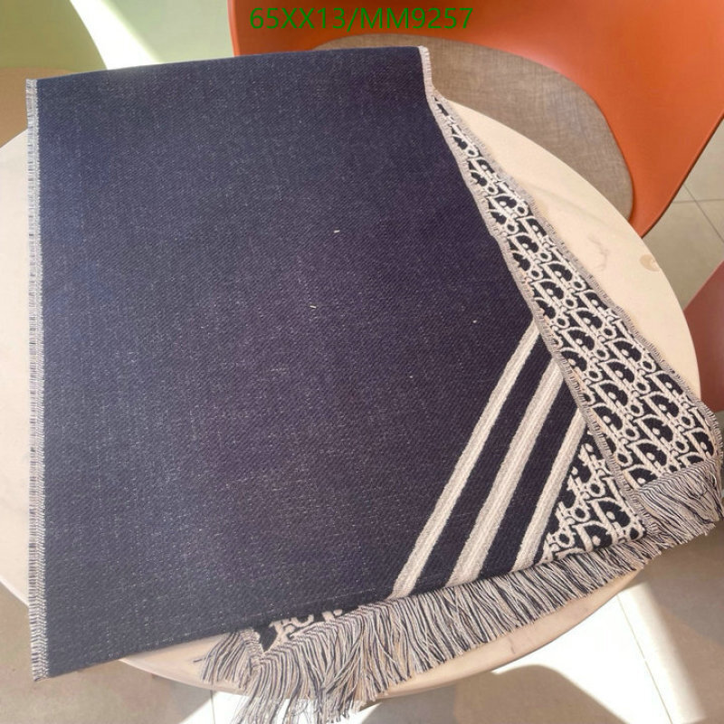 Dior-Scarf Code: MM9257 
