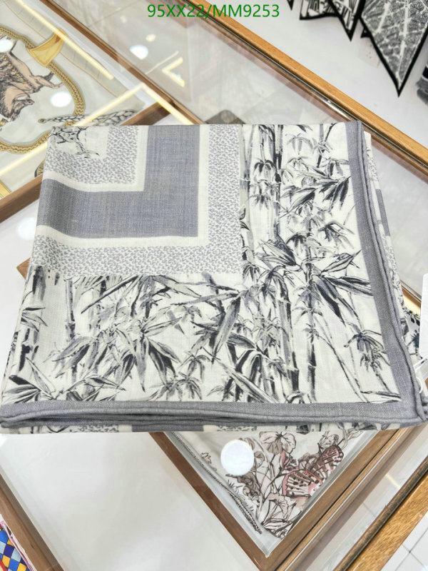 Dior-Scarf Code: MM9253 