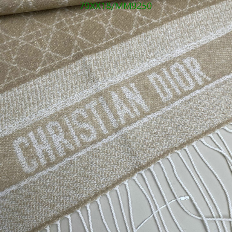Dior-Scarf Code: MM9250 