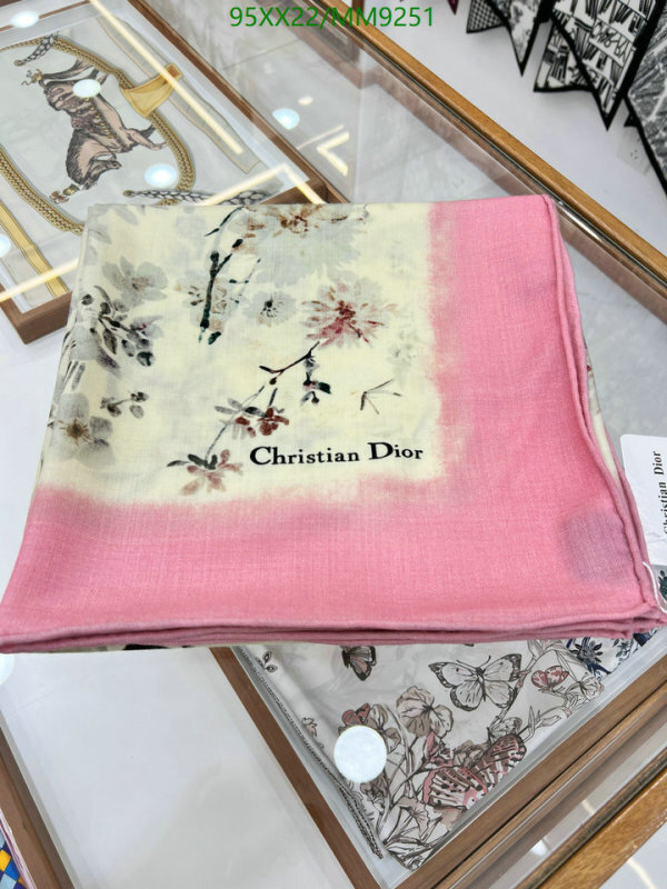 Dior-Scarf Code: MM9251 