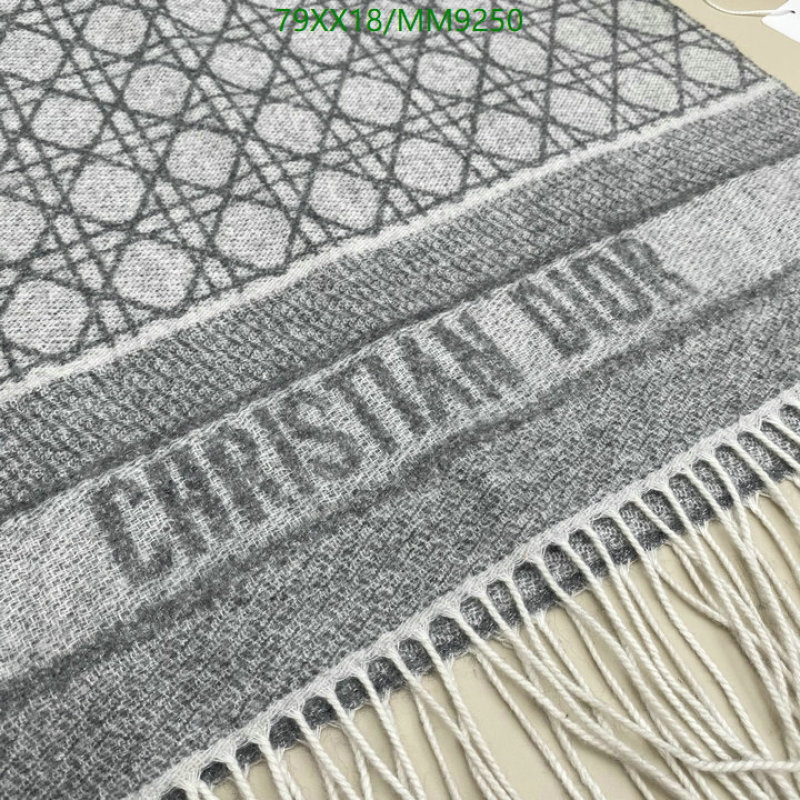 Dior-Scarf Code: MM9250 