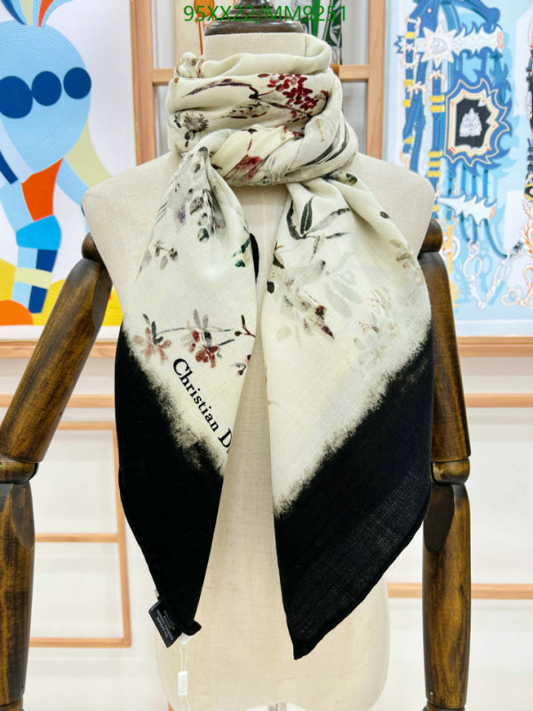 Dior-Scarf Code: MM9251 