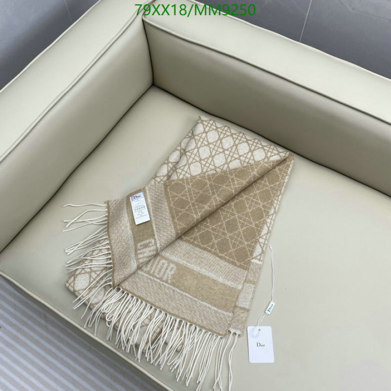 Dior-Scarf Code: MM9250 