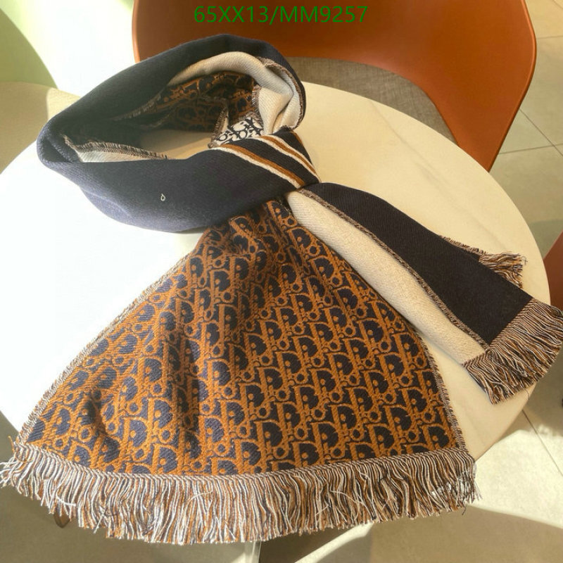 Dior-Scarf Code: MM9257 
