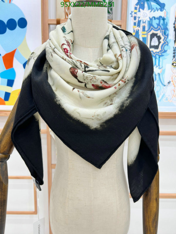 Dior-Scarf Code: MM9251 