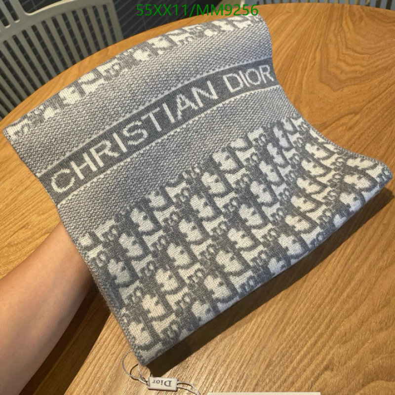 Dior-Scarf Code: MM9256 