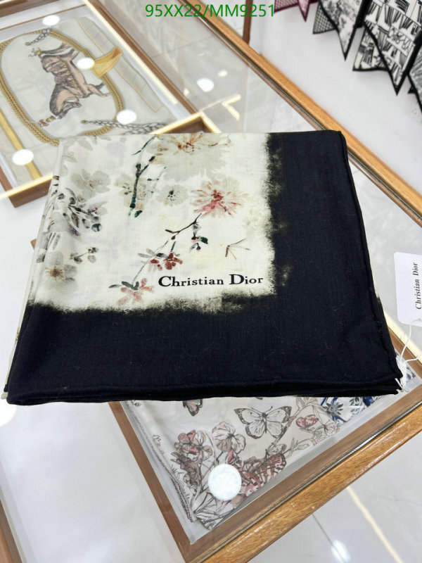 Dior-Scarf Code: MM9251 