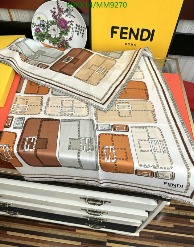 Fendi-Scarf Code: MM9270 