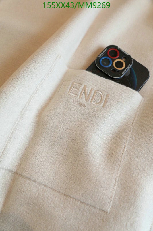 Fendi-Scarf Code: MM9269 