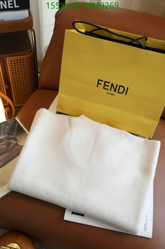Fendi-Scarf Code: MM9269 