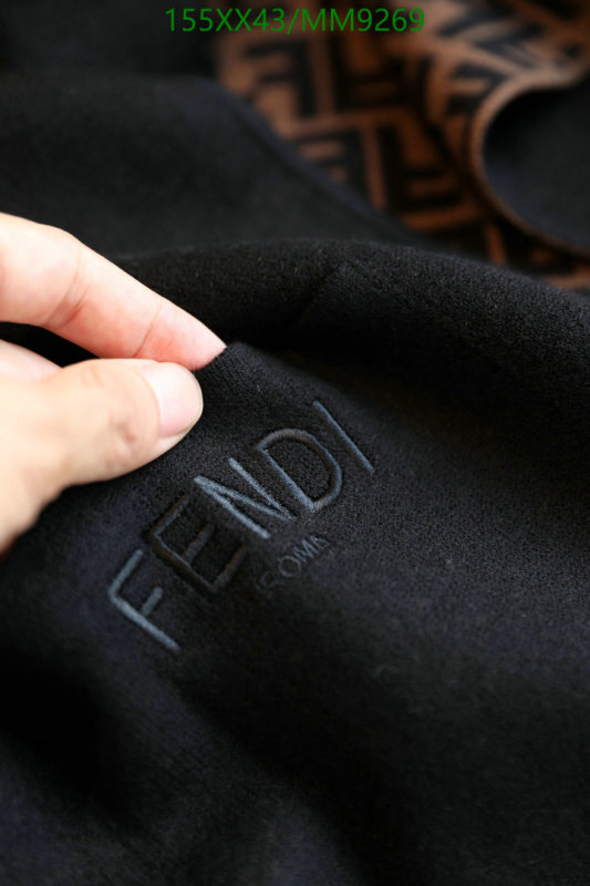 Fendi-Scarf Code: MM9269 