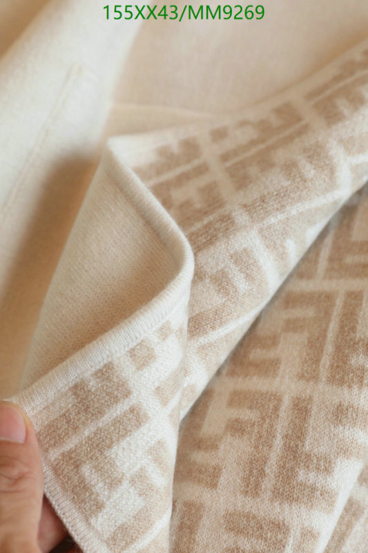 Fendi-Scarf Code: MM9269 