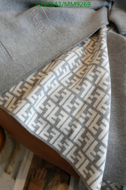 Fendi-Scarf Code: MM9269 