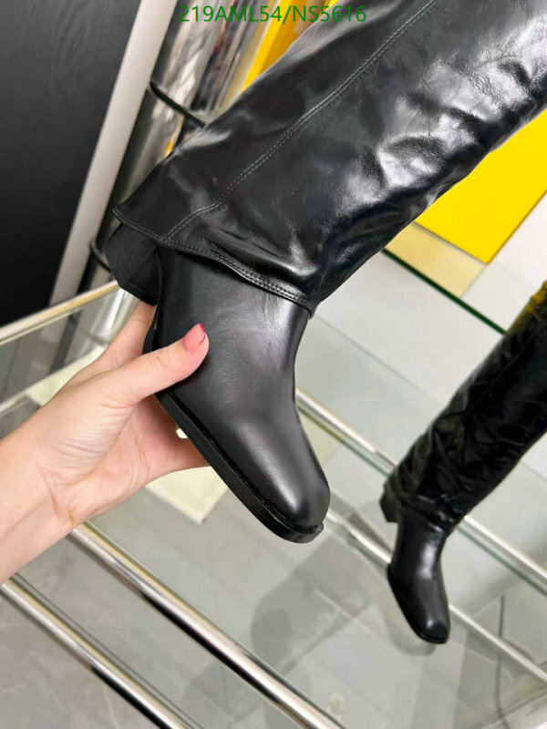 Fendi-Women Shoes Code: NS5616 