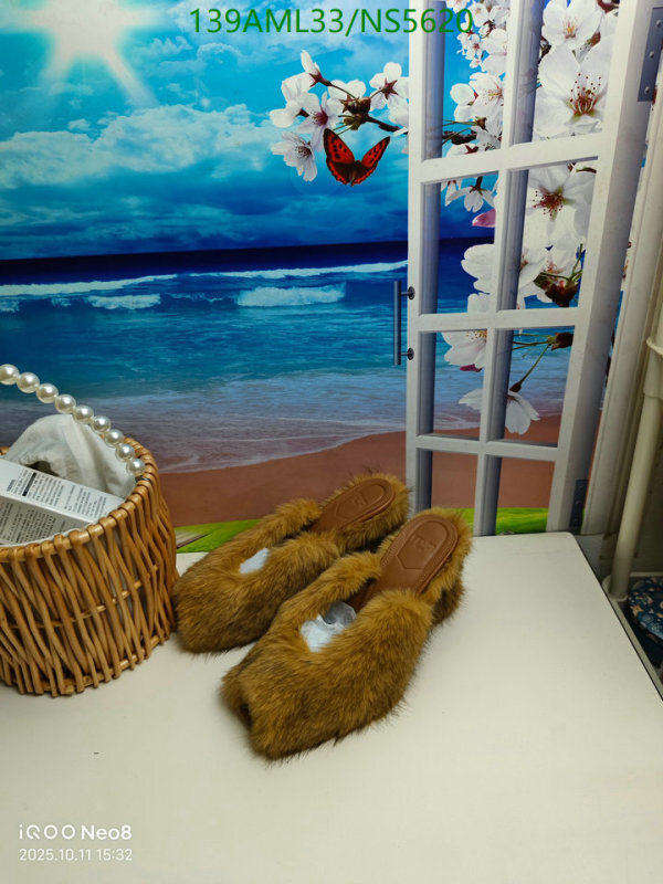 Fendi-Women Shoes Code: NS5620 