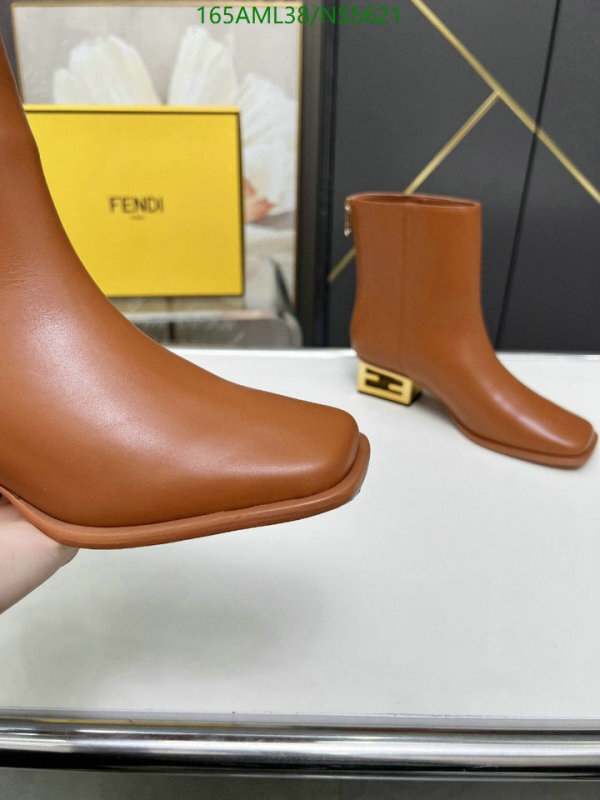 Fendi-Women Shoes Code: NS5621 