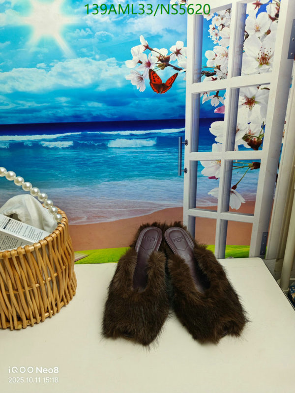 Fendi-Women Shoes Code: NS5620 