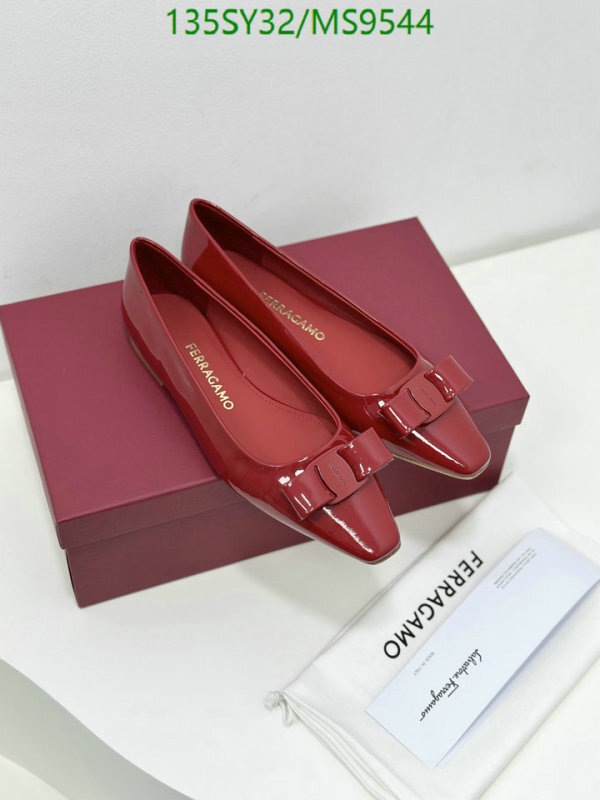 Ferragamo-Women Shoes Code: MS9544 