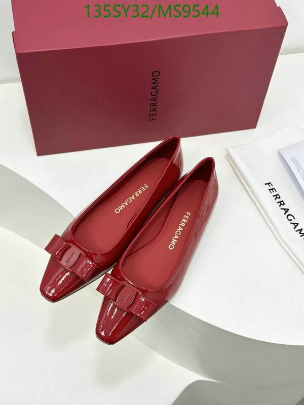 Ferragamo-Women Shoes Code: MS9544 