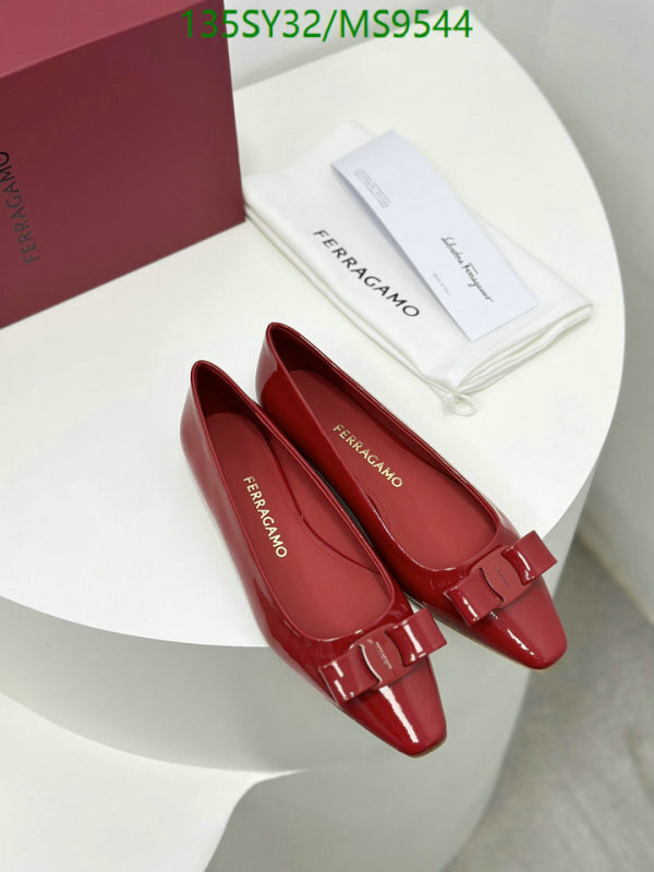 Ferragamo-Women Shoes Code: MS9544 