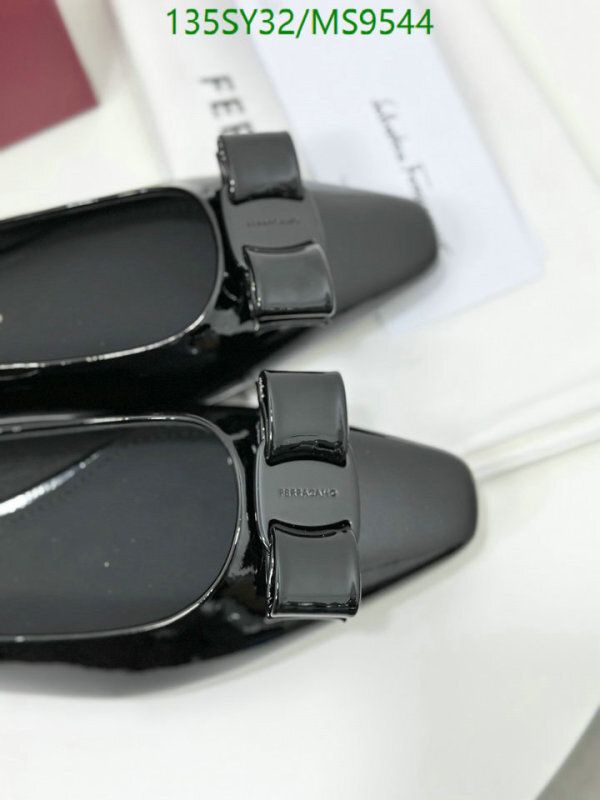 Ferragamo-Women Shoes Code: MS9544 