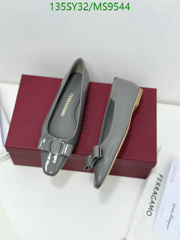 Ferragamo-Women Shoes Code: MS9544 