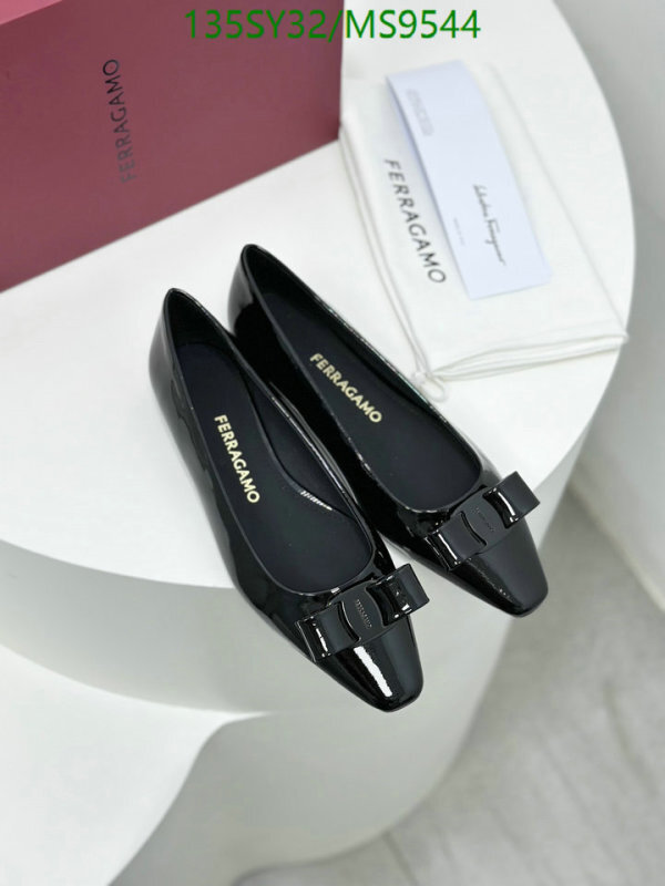 Ferragamo-Women Shoes Code: MS9544 