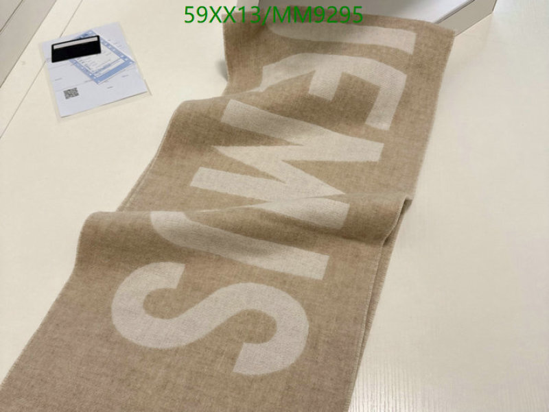 Jacquemus-Scarf Code: MM9295 