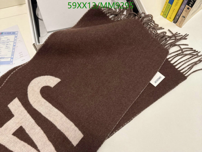 Jacquemus-Scarf Code: MM9295 
