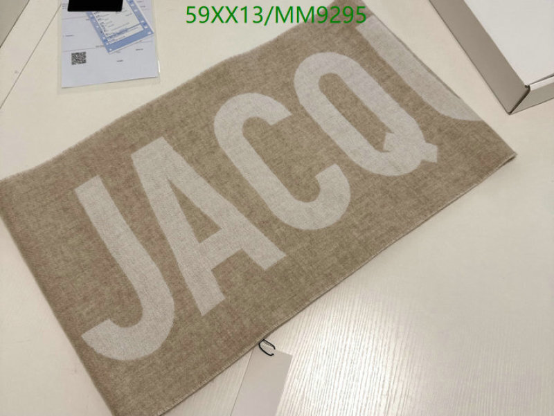 Jacquemus-Scarf Code: MM9295 