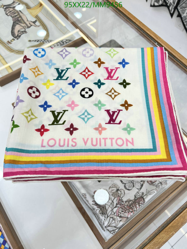 LV-Scarf Code: MM9456 