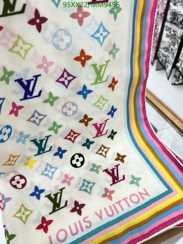 LV-Scarf Code: MM9456 