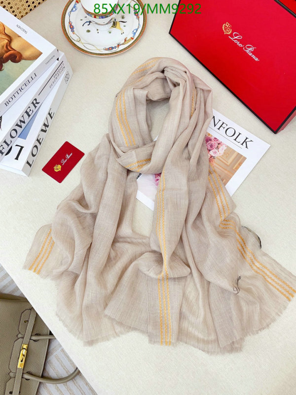 Loro Piana-Scarf Code: MM9292 