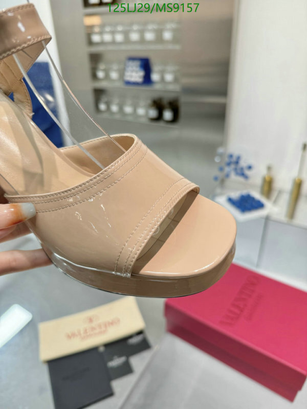 Valentino-Women Shoes Code: MS9157 