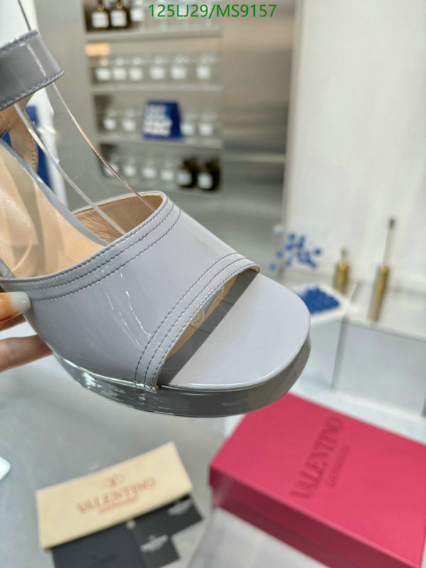 Valentino-Women Shoes Code: MS9157 