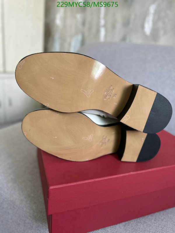 Valentino-Women Shoes Code: MS9675 