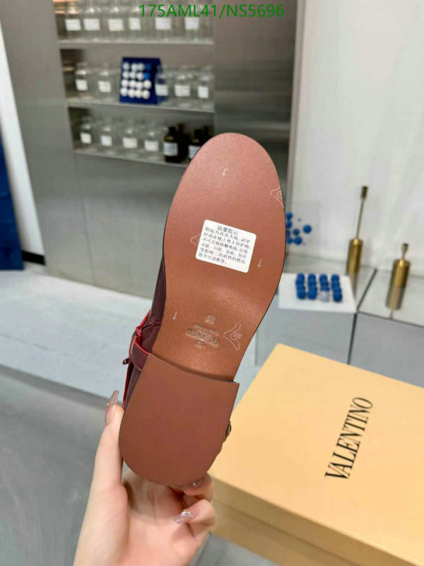 Valentino-Women Shoes Code: NS5696 