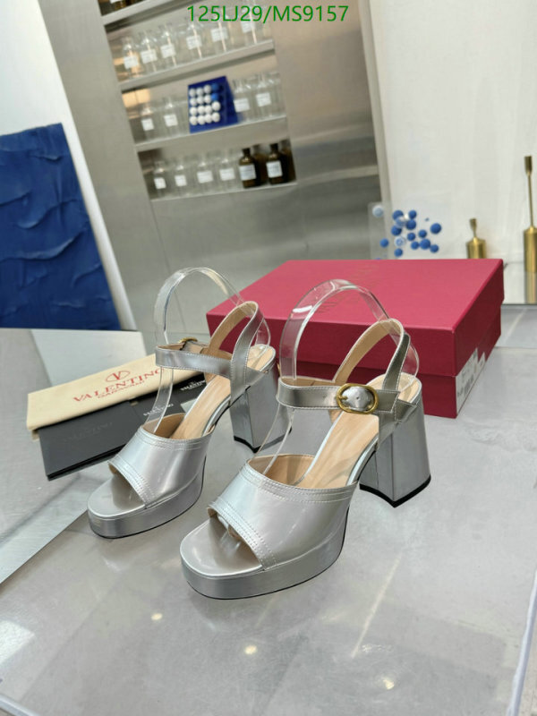 Valentino-Women Shoes Code: MS9157 