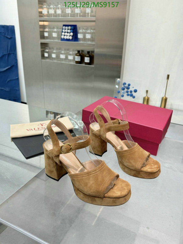 Valentino-Women Shoes Code: MS9157 