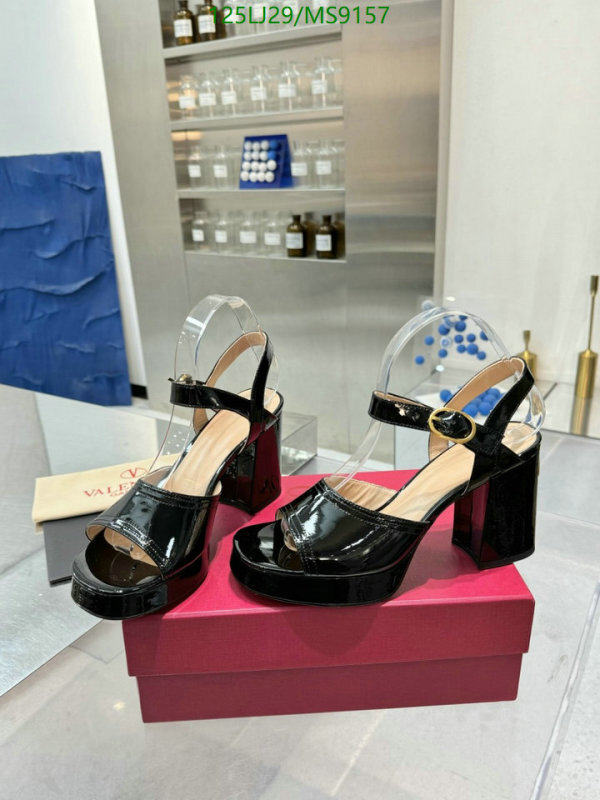 Valentino-Women Shoes Code: MS9157 