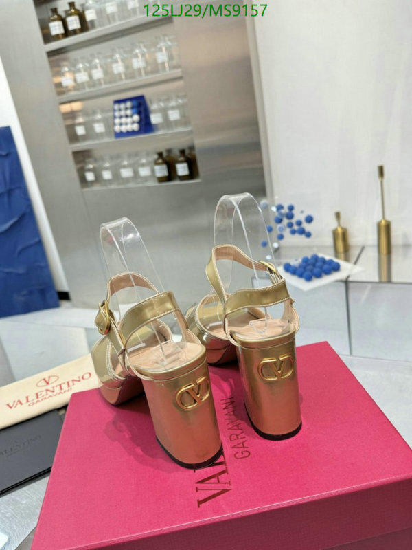 Valentino-Women Shoes Code: MS9157 
