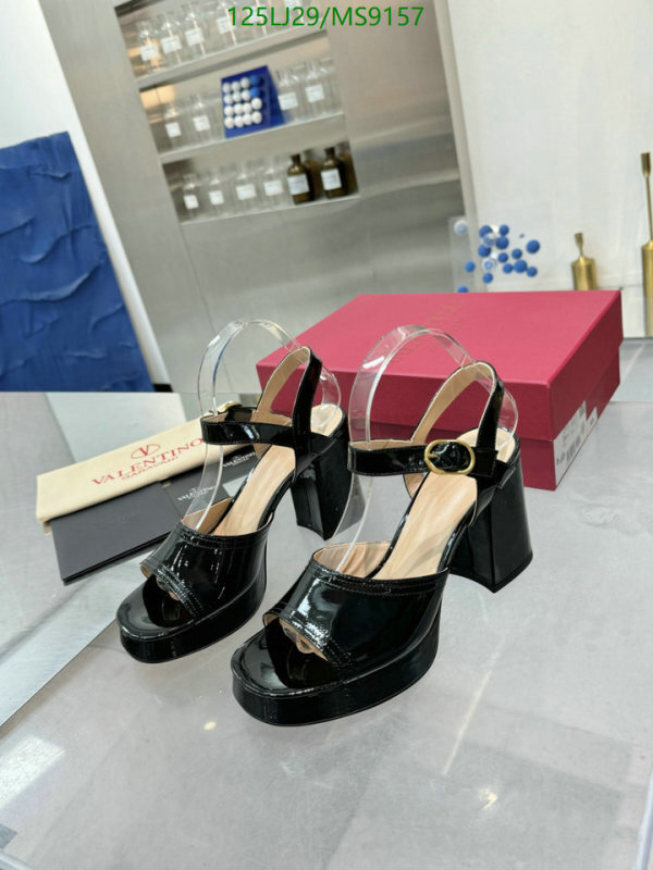 Valentino-Women Shoes Code: MS9157 