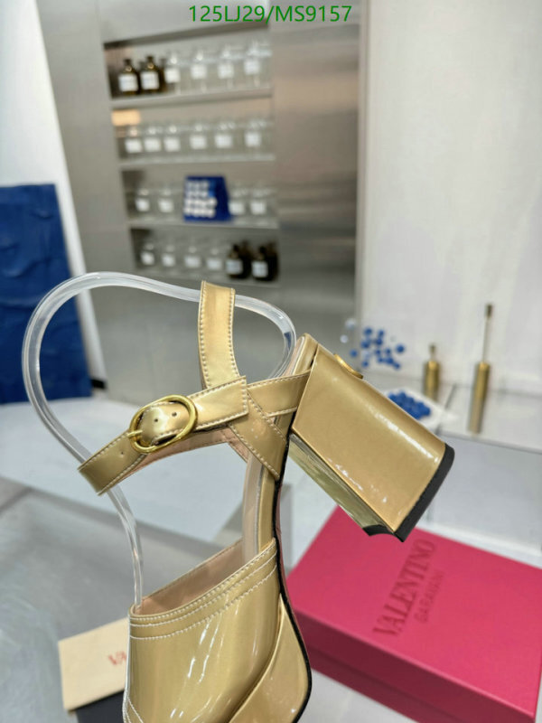 Valentino-Women Shoes Code: MS9157 