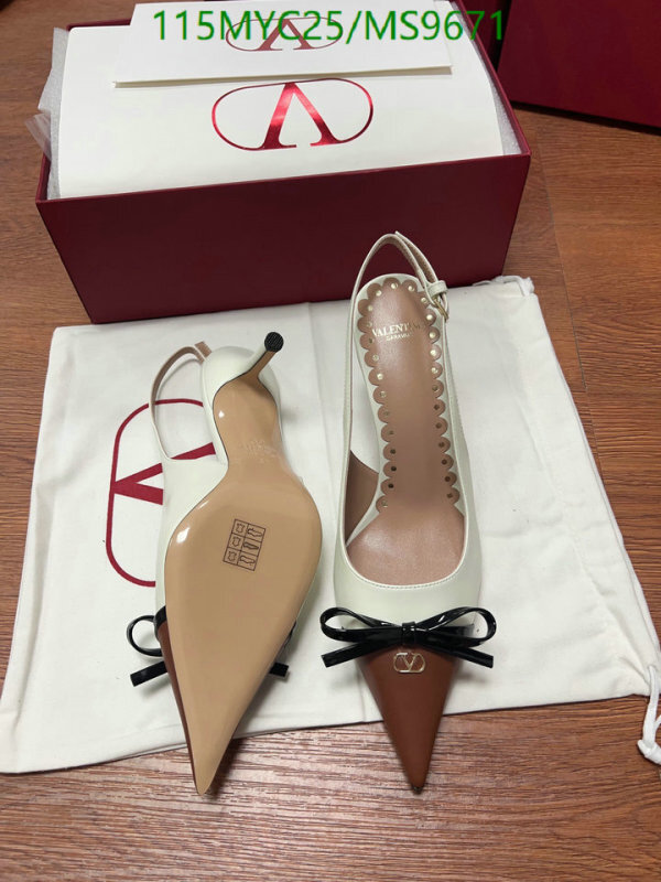 Valentino-Women Shoes Code: MS9671 