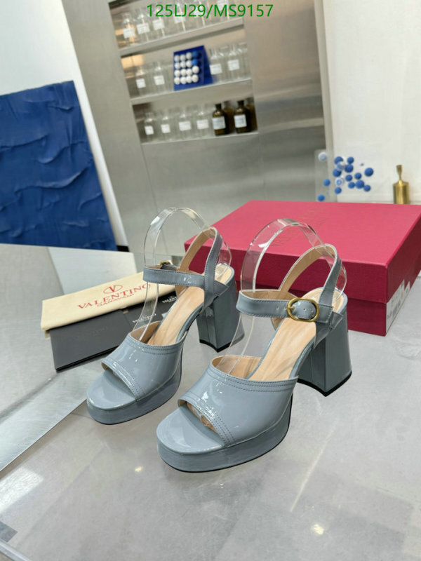 Valentino-Women Shoes Code: MS9157 