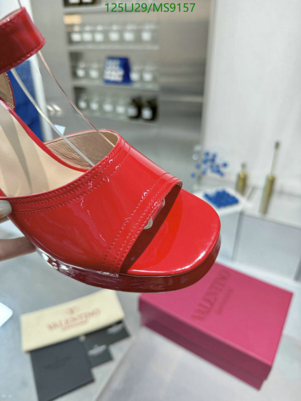 Valentino-Women Shoes Code: MS9157 