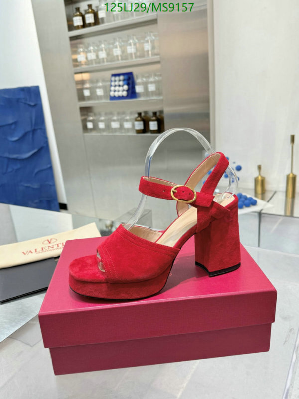 Valentino-Women Shoes Code: MS9157 