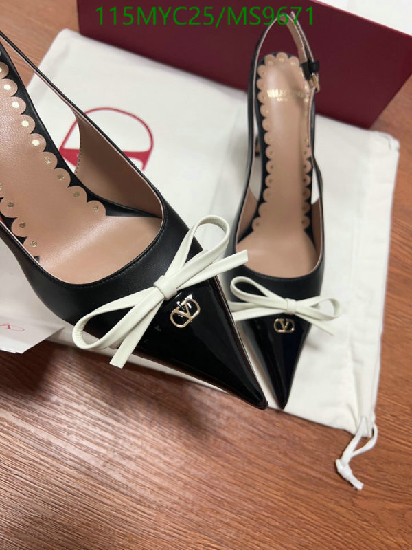 Valentino-Women Shoes Code: MS9671 