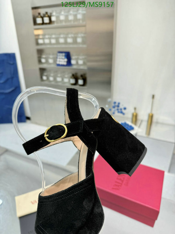 Valentino-Women Shoes Code: MS9157 